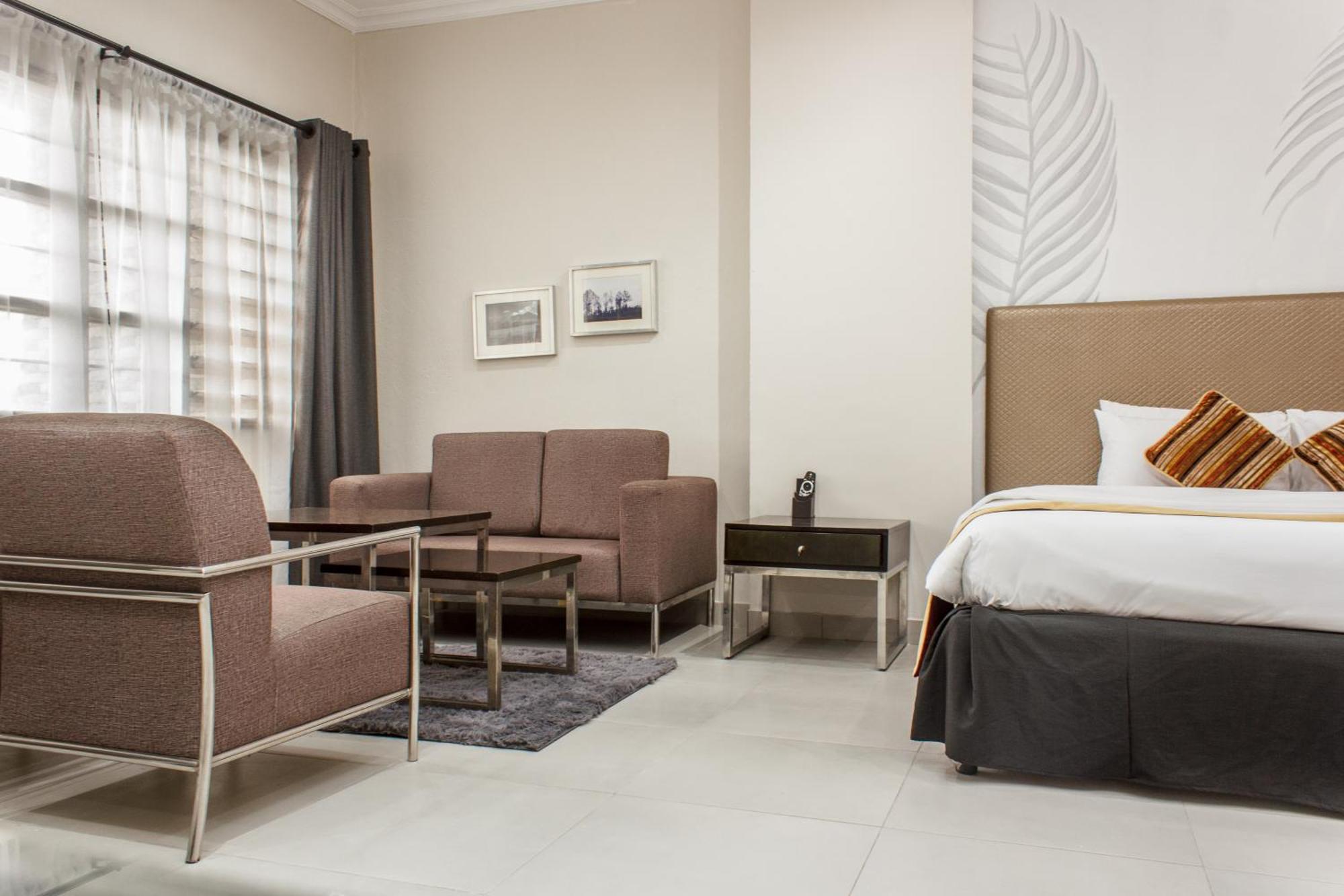 בלנטייר Cedar Place Limited מראה חיצוני תמונה