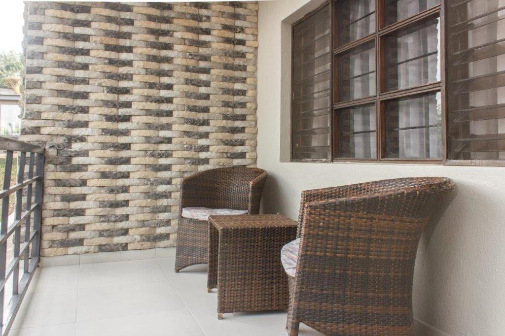 בלנטייר Cedar Place Limited מראה חיצוני תמונה